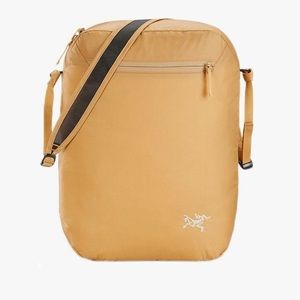 NWT Arc’teryx Heliad 12 Tote In Color Retreat